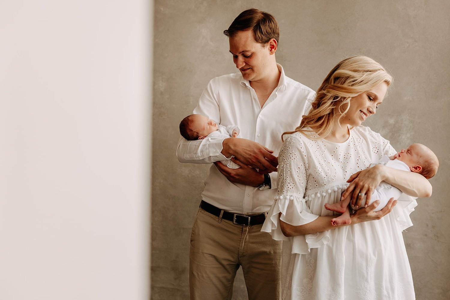 Newborn Shoot photography by Moments by Lux 4