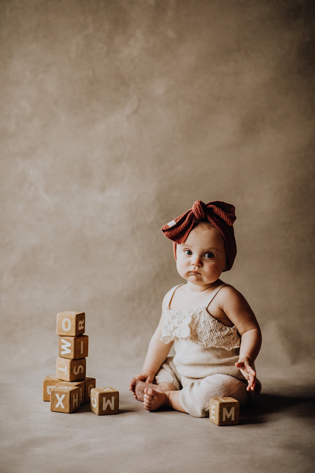 Sitter & Milestones photography by Moments by Lux 1
