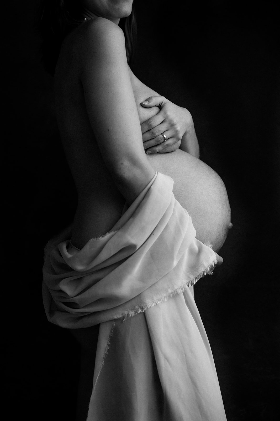 Belly Shoot photography by Moments by Lux 6