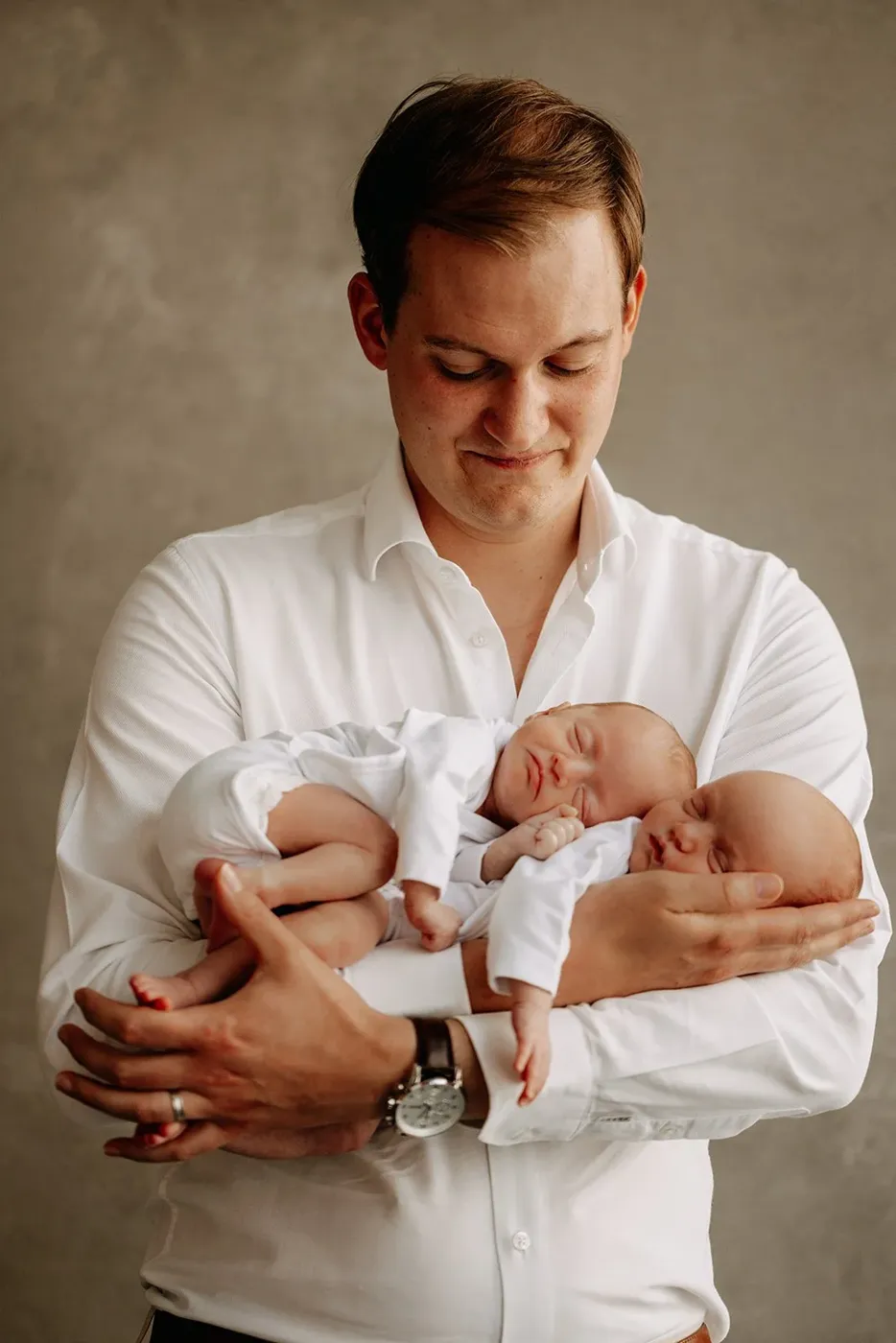 NEWBORN portfolio — 32