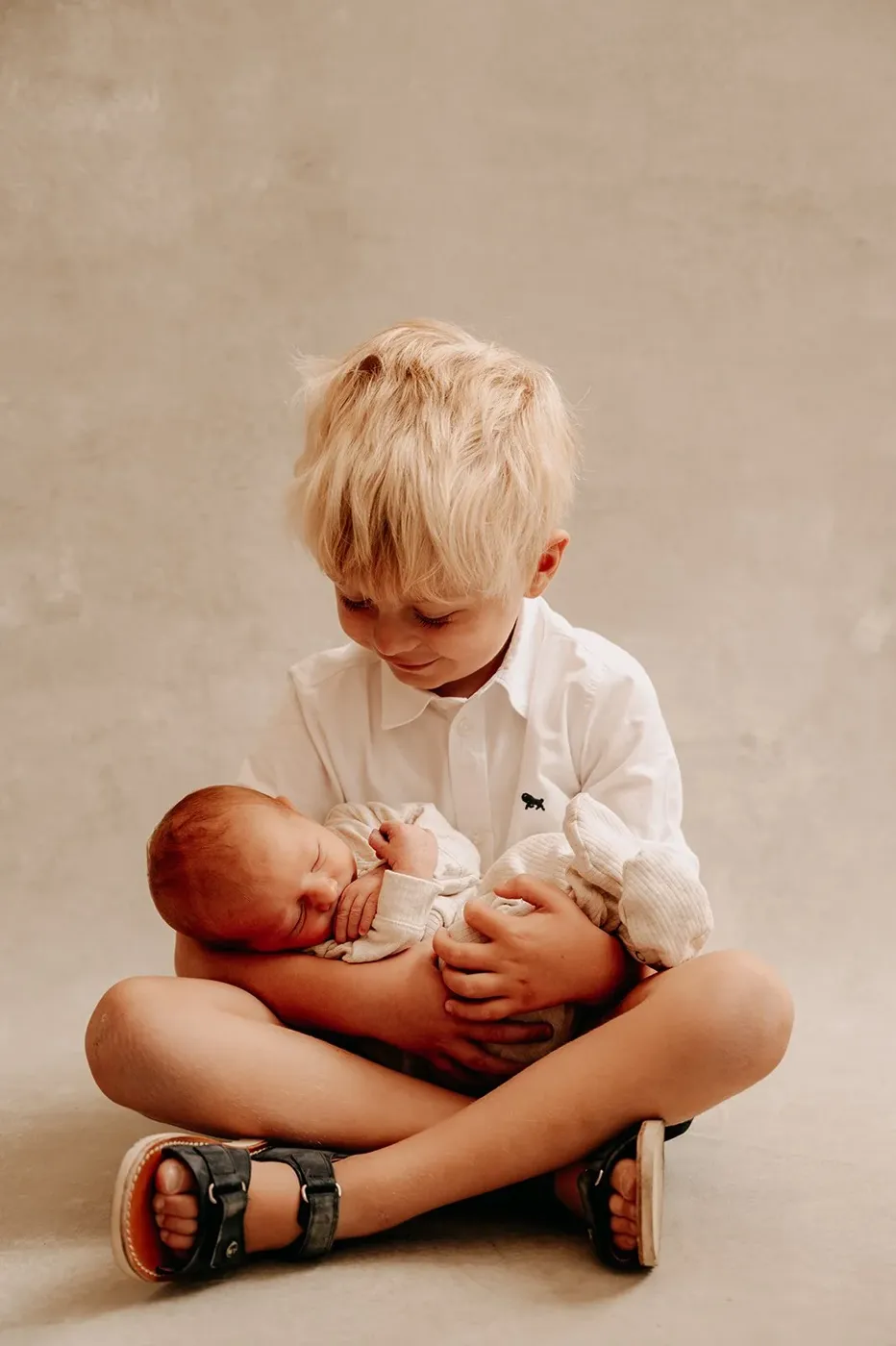 NEWBORN portfolio — 81